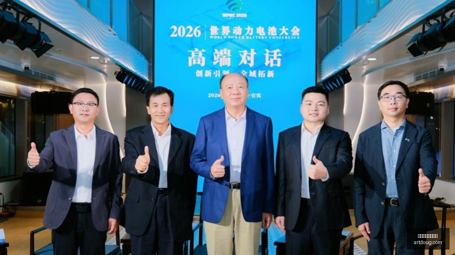 体育品牌与,游戏平台合,联名皮肤发,赛事回放,买球分析,球队表现查询,比赛录像